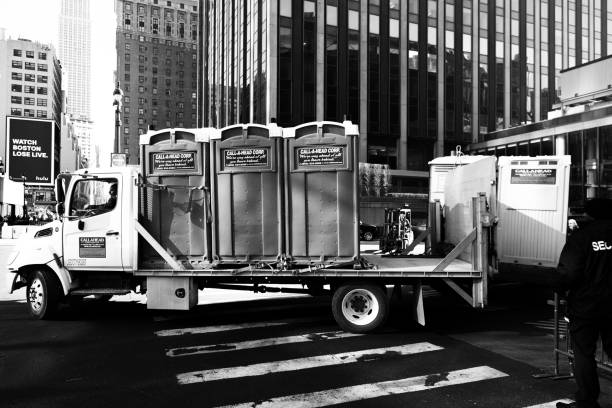 Best Portable restroom trailer rental  in Arbury Hls, IL